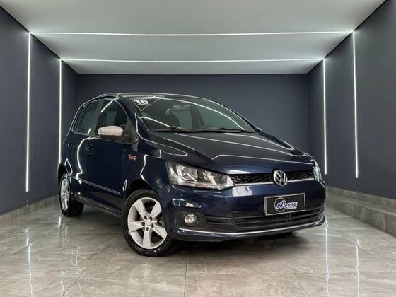 VOLKSWAGEN FOX 1.6 MI ROCK IN RIO 8V FLEX 4P MANUAL VOLKSWAGEN FOX 1.6 MI ROCK IN RIO 8V FLEX 4P MANUAL